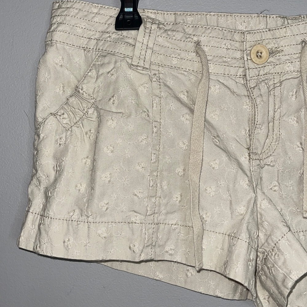 Girls L.e.i shorts - beige - size 13